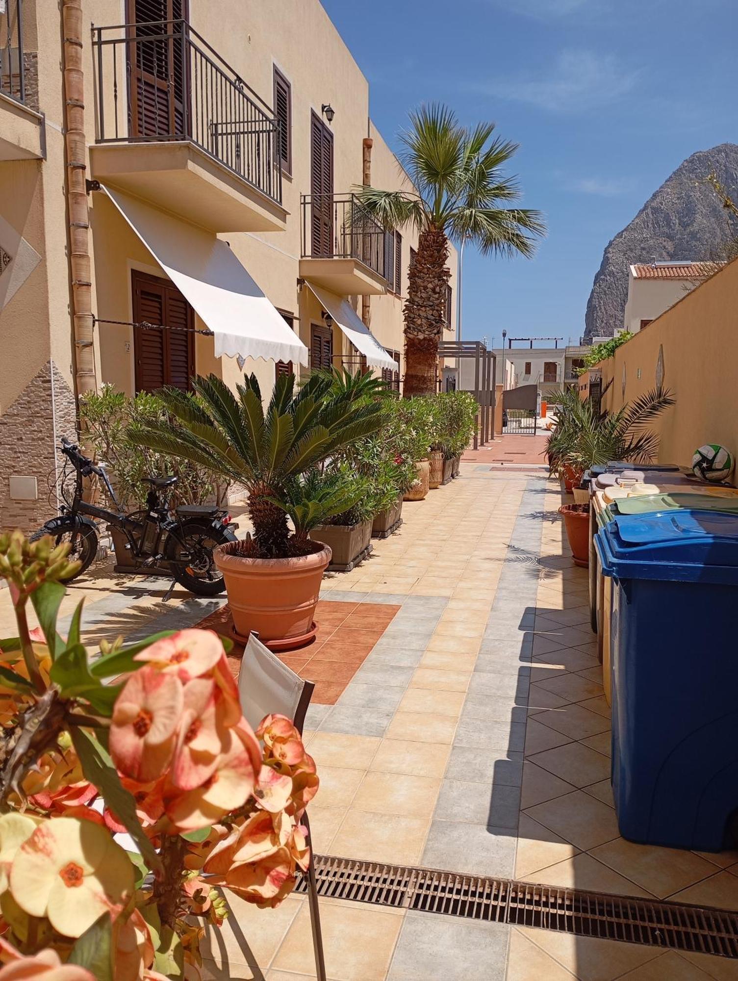 Casa Vacanza Da Samuele ซานวิโต โลคาโป ภายนอก รูปภาพ